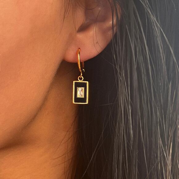 Black Vintage Style Acrylic Pendant Earrings 18K Gold Plated Stainless Steel - Picture 4 of 11